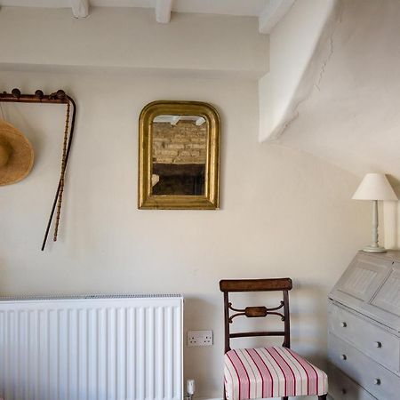 Gleneda Cottage - A Renovated, Traditional Cotswold Cottage Full Of Charm With Fireplace And Garden Bourton on the Hill Kültér fotó