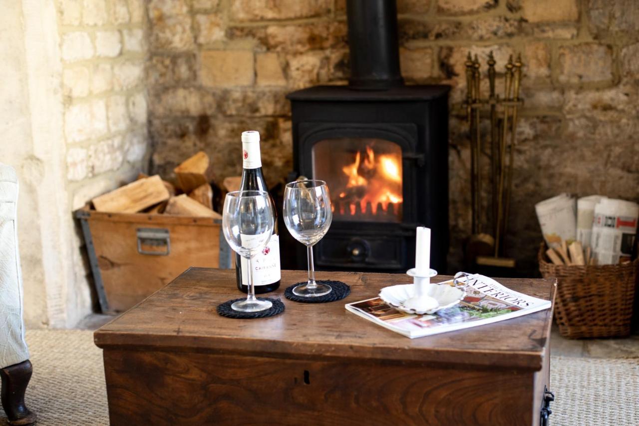 Gleneda Cottage - A Renovated, Traditional Cotswold Cottage Full Of Charm With Fireplace And Garden Bourton on the Hill Kültér fotó
