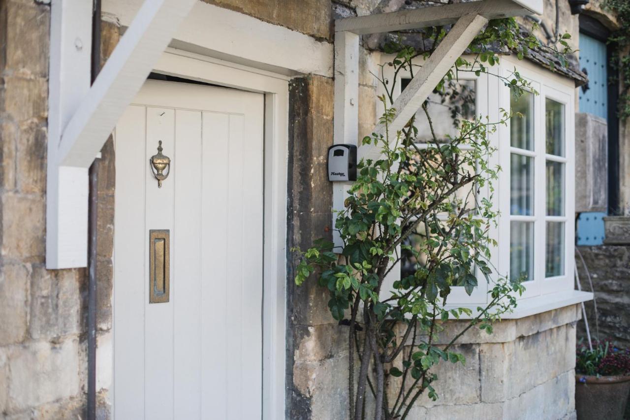 Gleneda Cottage - A Renovated, Traditional Cotswold Cottage Full Of Charm With Fireplace And Garden Bourton on the Hill Kültér fotó