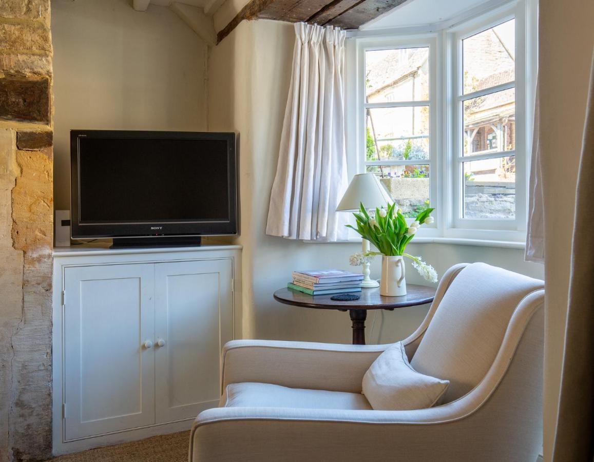 Gleneda Cottage - A Renovated, Traditional Cotswold Cottage Full Of Charm With Fireplace And Garden Bourton on the Hill Kültér fotó